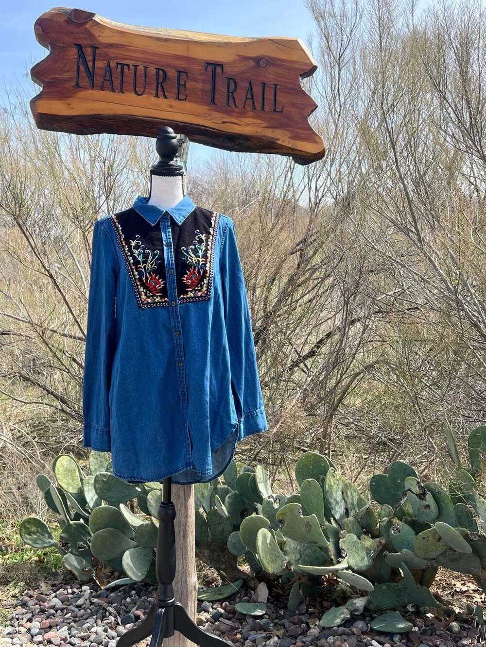 Anthropologie Holding Horses Embroidered Velvet Panel Denim Chambray Tunic